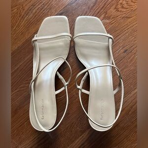 Reformation Serenity Bare Sandal Size 9 Natural NEW IN BOX